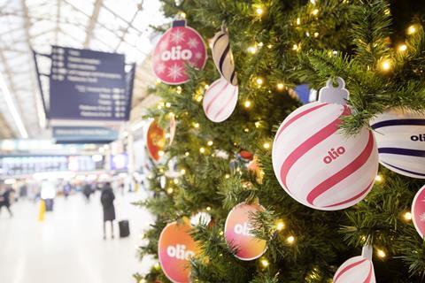Network_Rail_Christmas_Tree-11