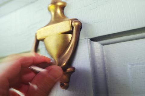 door knocker