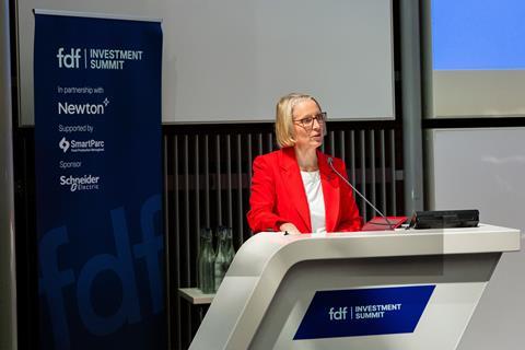 19 November 18-30-35