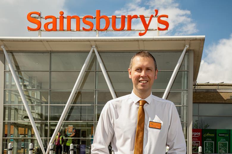 Sainsbury’s White Rose Shopping Centre, Leeds Grocer 33 store of the