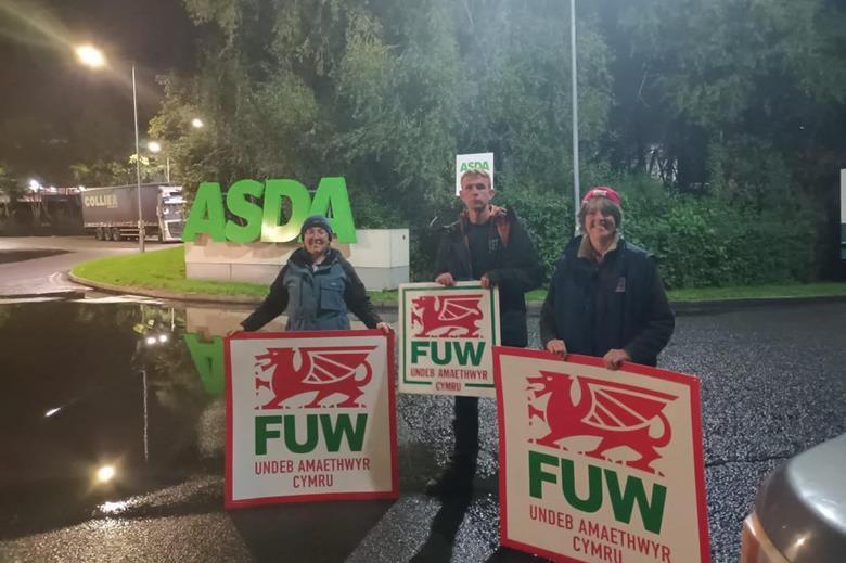 Farmers campaign at supermarket distribution hubs for improved returns ...