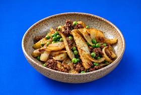 Lidl and chef Miguel Barclay devise £7 weekly supper plan for students