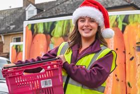 Sainsbury’s targets 17.5k additional staff in Christmas recruitment drive